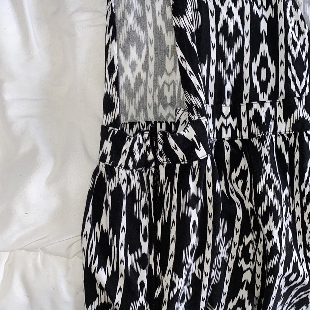 Patterned Overalls - Picture 4 of 4